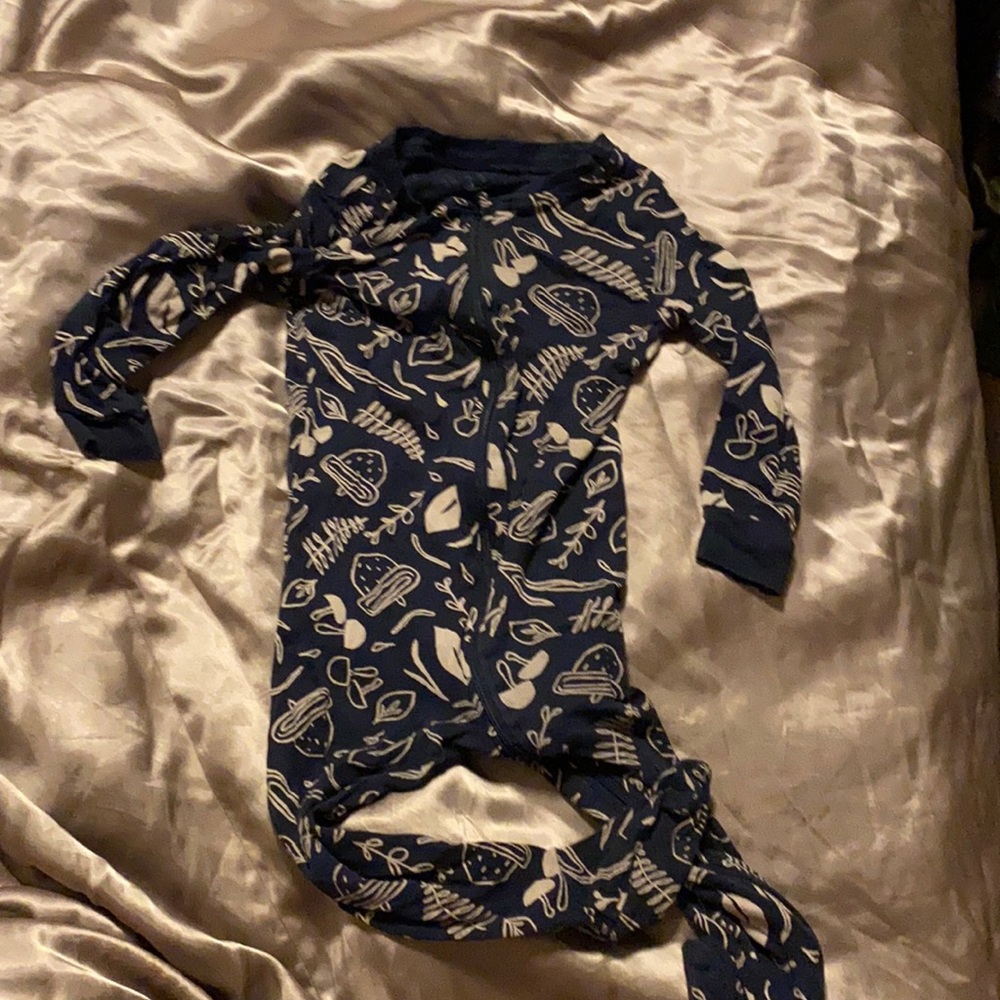 Knit footie pajamas